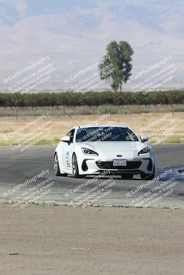 media/Sep-15-2024-Speed Ventures (Sun) [[7a54f7ed2f]]/Yellow Group/Session 1 (Outside Grapevine)/
